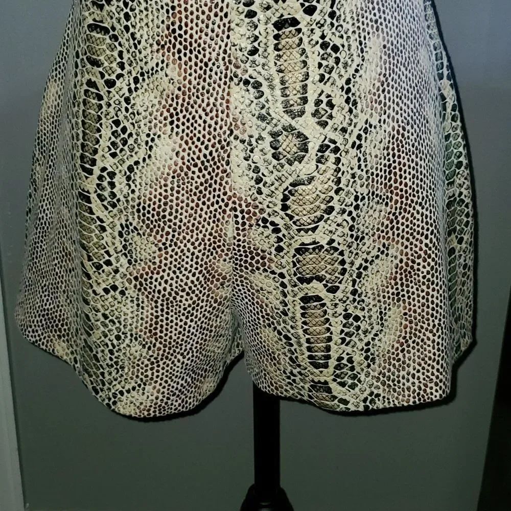 Skort - Picture 4 of 5